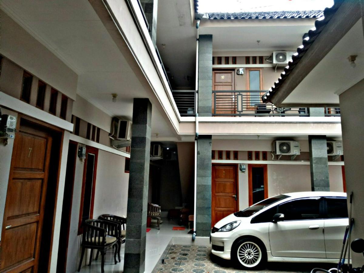 Wisma Andali Syariah Near Rsud Cideres Majalengka Kültér fotó