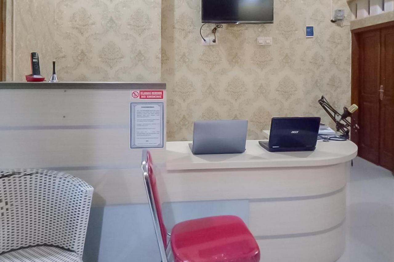 Wisma Andali Syariah Near Rsud Cideres Majalengka Kültér fotó
